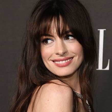  Anne Hathaway